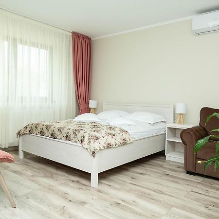 Pensiunea Casablanca Reghin Exterior photo
